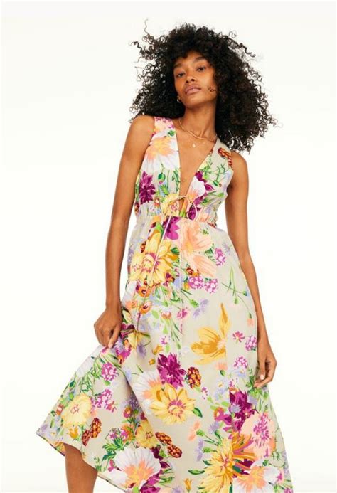 Hm vestido estampado Continuara.org