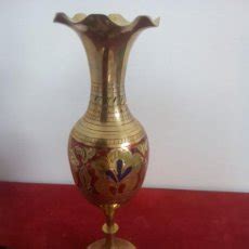 Jarron metal bronce Continuara.org