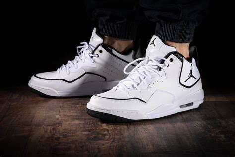 Jordan courtside Continuara.org