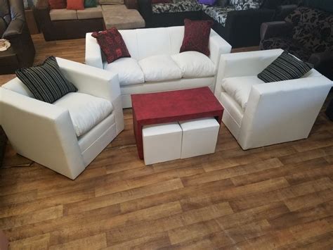 Juego mesa sillones Continuara.org