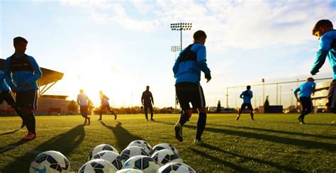Jugar futbol Continuara.org