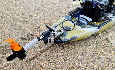Kayak pesca motor Continuara.org