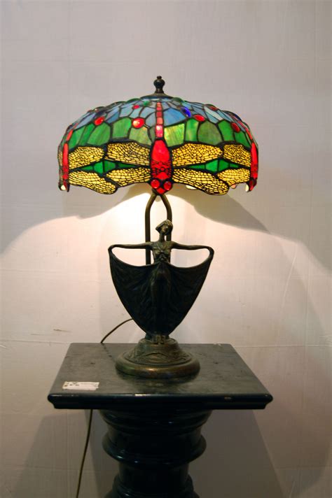 Lampara tiffany replica Continuara.org