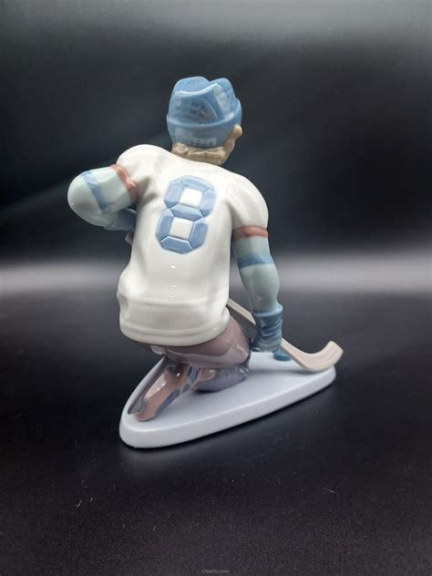 Lladro hockey damita Continuara.org