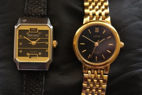 Lote 2 relojes Continuara.org