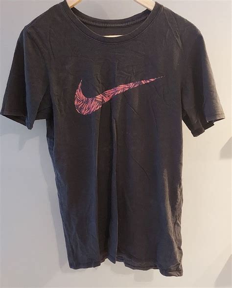 Lote camisetas nike Continuara.org