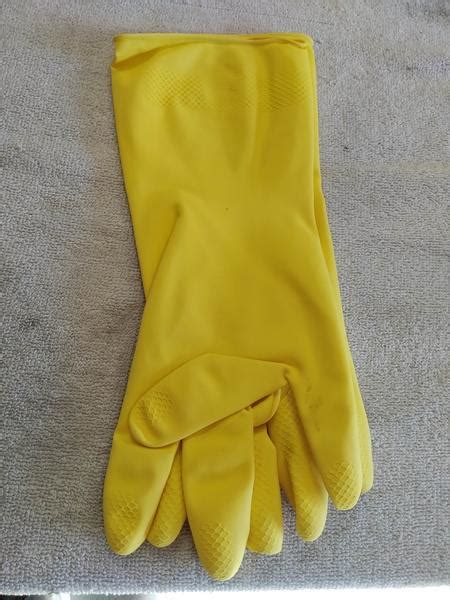 Lote guantes trabajo Continuara.org