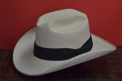 Lotes sombreros Continuara.org