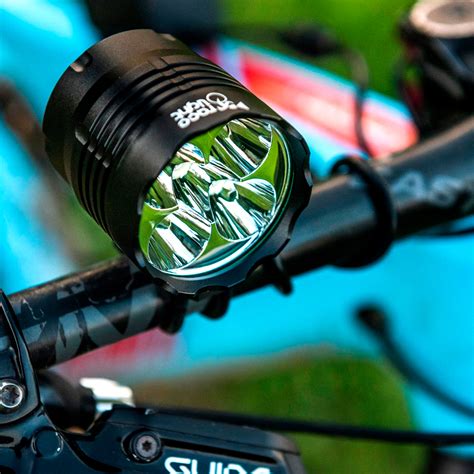 Luz foco bicicleta Continuara.org