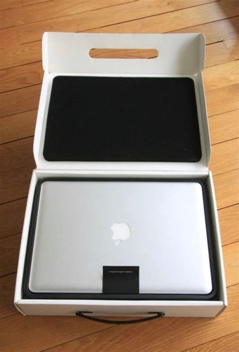 Macbook caja original Continuara.org