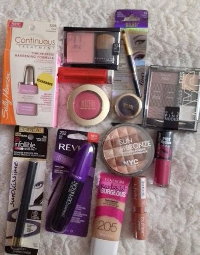 Maquillaje cosmetico surtido Continuara.org