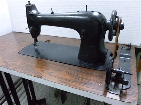 Maquina coser cuatro Continuara.org