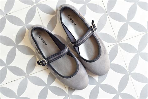 Merceditas terciopelo gris Continuara.org