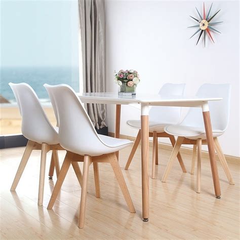 Mesa 4 sillones Continuara.org