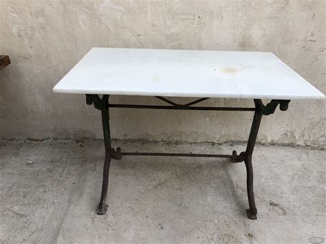 Mesa antigua vintage Continuara.org