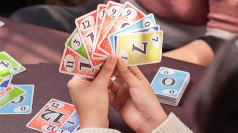 Mesa juego cartas Continuara.org