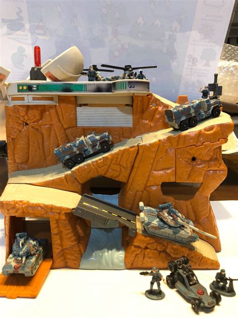 Micro machines base Continuara.org