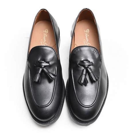 Mocasin borlas negro Continuara.org