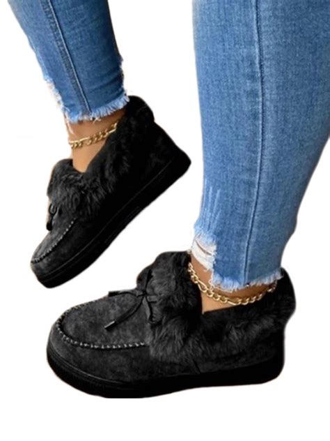 Mocasin bota ante Continuara.org