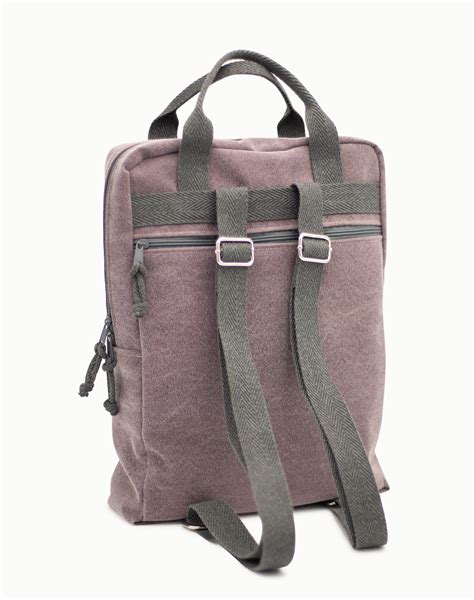 Mochila grande morada Continuara.org