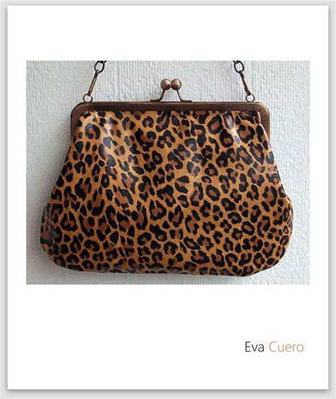Monedero estilo leopardo Continuara.org