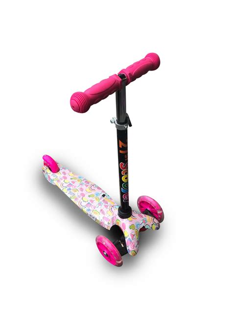 Monopatin triskate Continuara.org