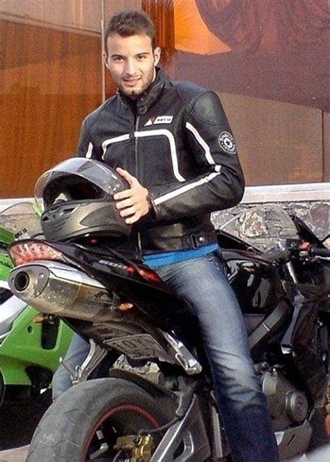 Moto chicos Continuara.org