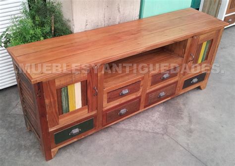 Mueble madera hecho Continuara.org