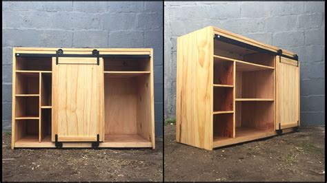 Mueble madera puerta Continuara.org