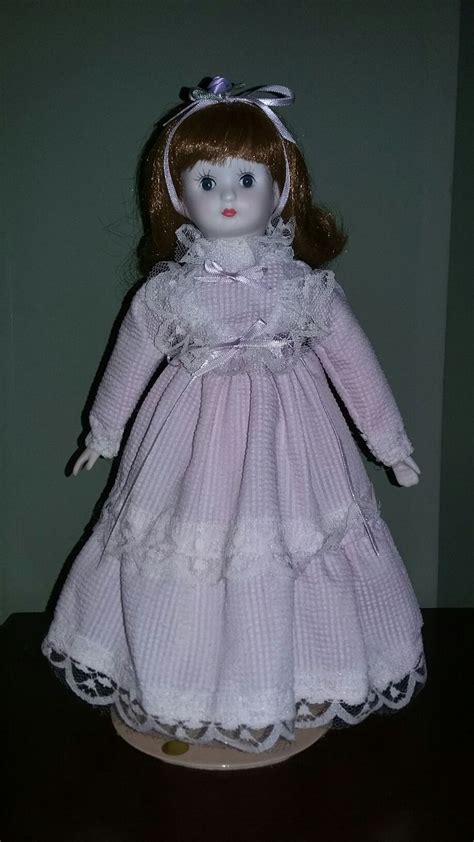 Muneca porcelana antigua Continuara.org