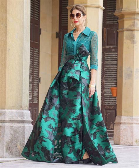 Muy elegante madrina Continuara.org