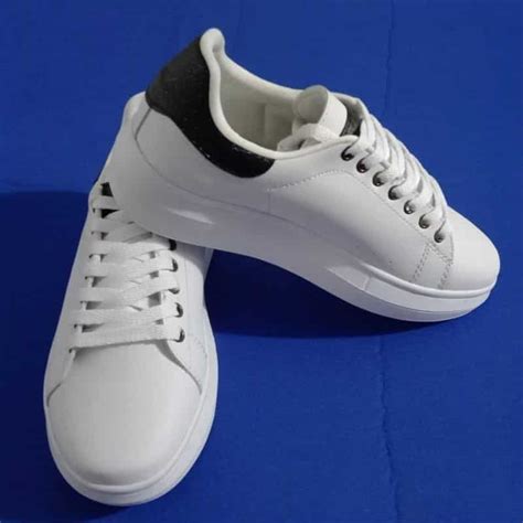 Os zapatos Continuara.org