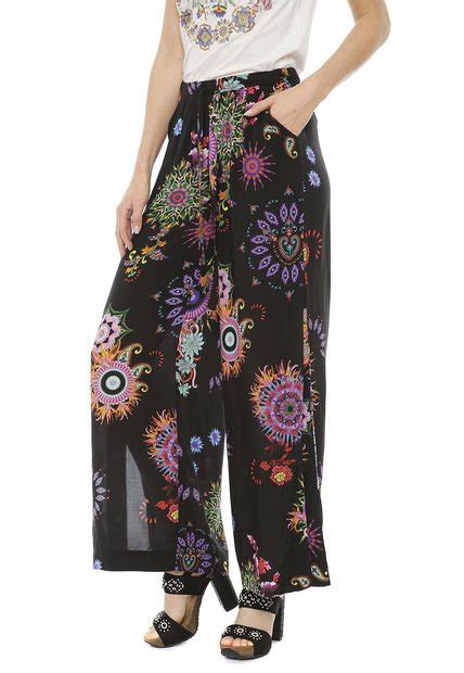 Pantalon negro desigual Continuara.org