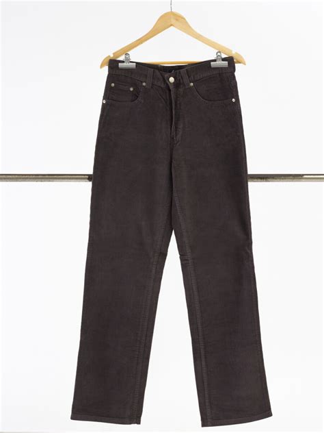 Pantalones pana negros Continuara.org
