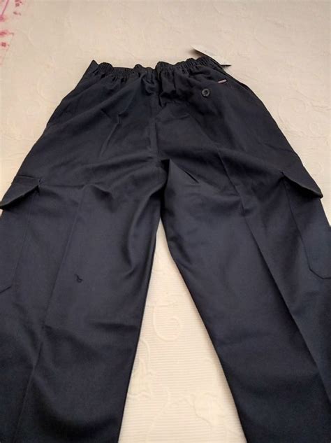 Pantalones sin estrenar Continuara.org