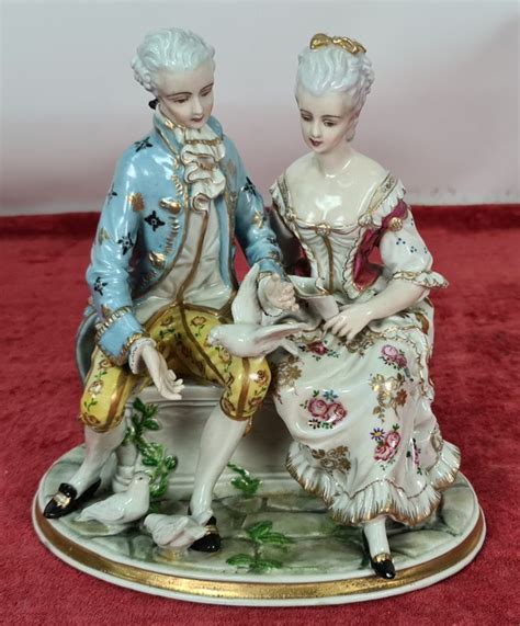 Pareja porcelana Continuara.org