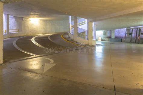 Parking coches rampa Continuara.org