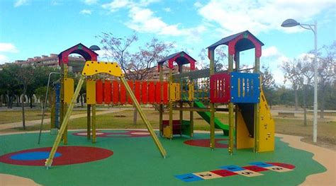 Parque infantil tamano Continuara.org