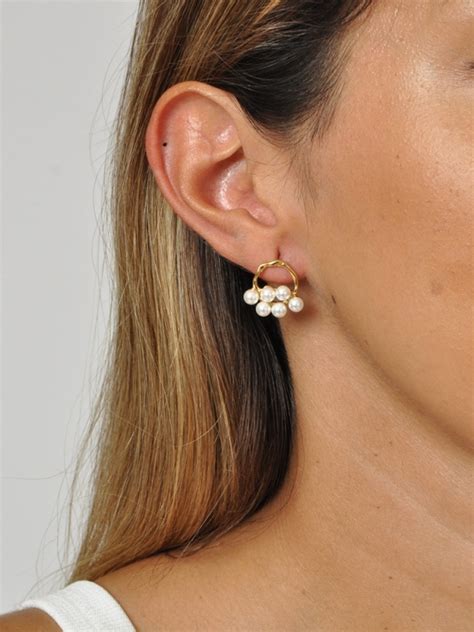 Pendientes acero perlitas Continuara.org