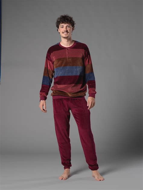 Pijamas terciopelo Continuara.org