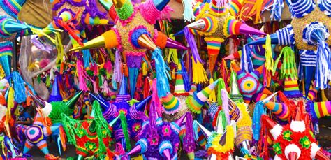 Pinatas celebraciones Continuara.org