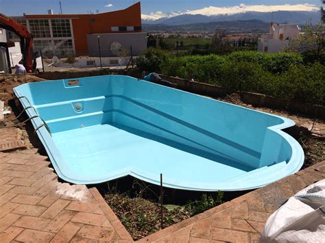 Piscinas poliester Continuara.org