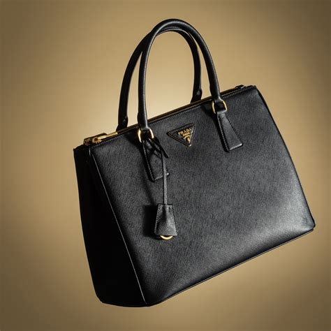 Prada Continuara.org