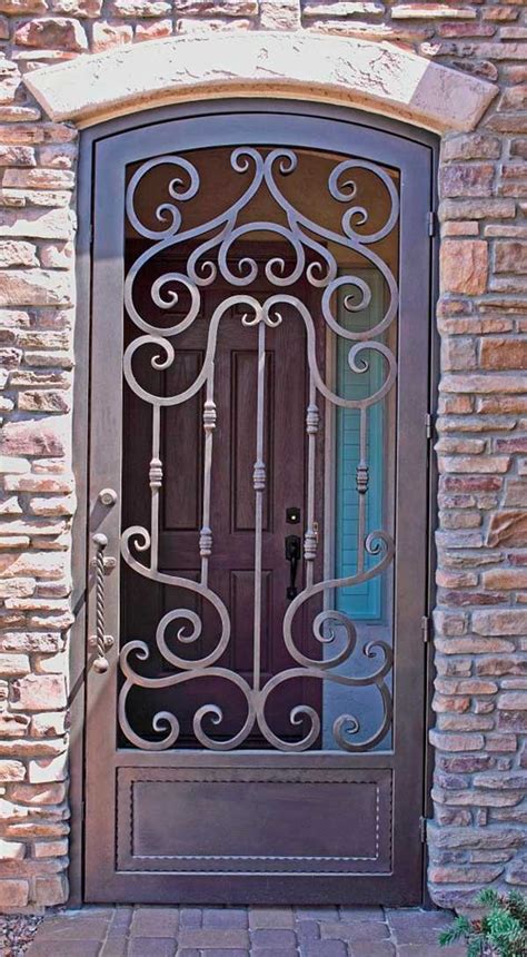 Puerta hierro nueva Continuara.org