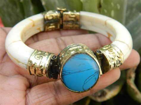 Pulsera hueso vintage Continuara.org