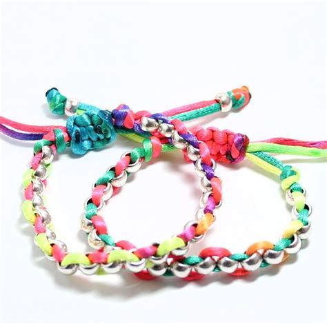 Pulseras colorines Continuara.org