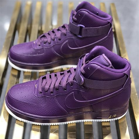 Purple top nike Continuara.org