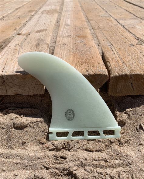 Quillas surf futures Continuara.org