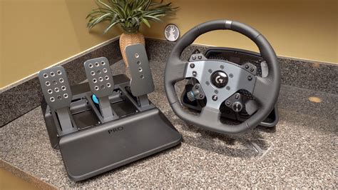 Racing wheel and Continuara.org