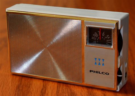 Radio transistor mini Continuara.org
